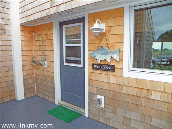 495 Katama Road, Unit F3 Edgartown, MA 02539 - Photo 3 of 15 http://d1qzqeyxiitrap.cloudfront.net/photos/23754/600/78e932f8.jpg