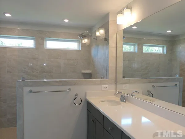 $2,895 | 117 Deardom Way, Chapel Hill, NC 27516