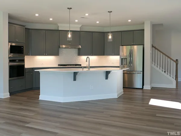 $2,895 | 117 Deardom Way, Chapel Hill, NC 27516