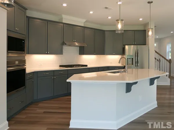$2,895 | 117 Deardom Way, Chapel Hill, NC 27516