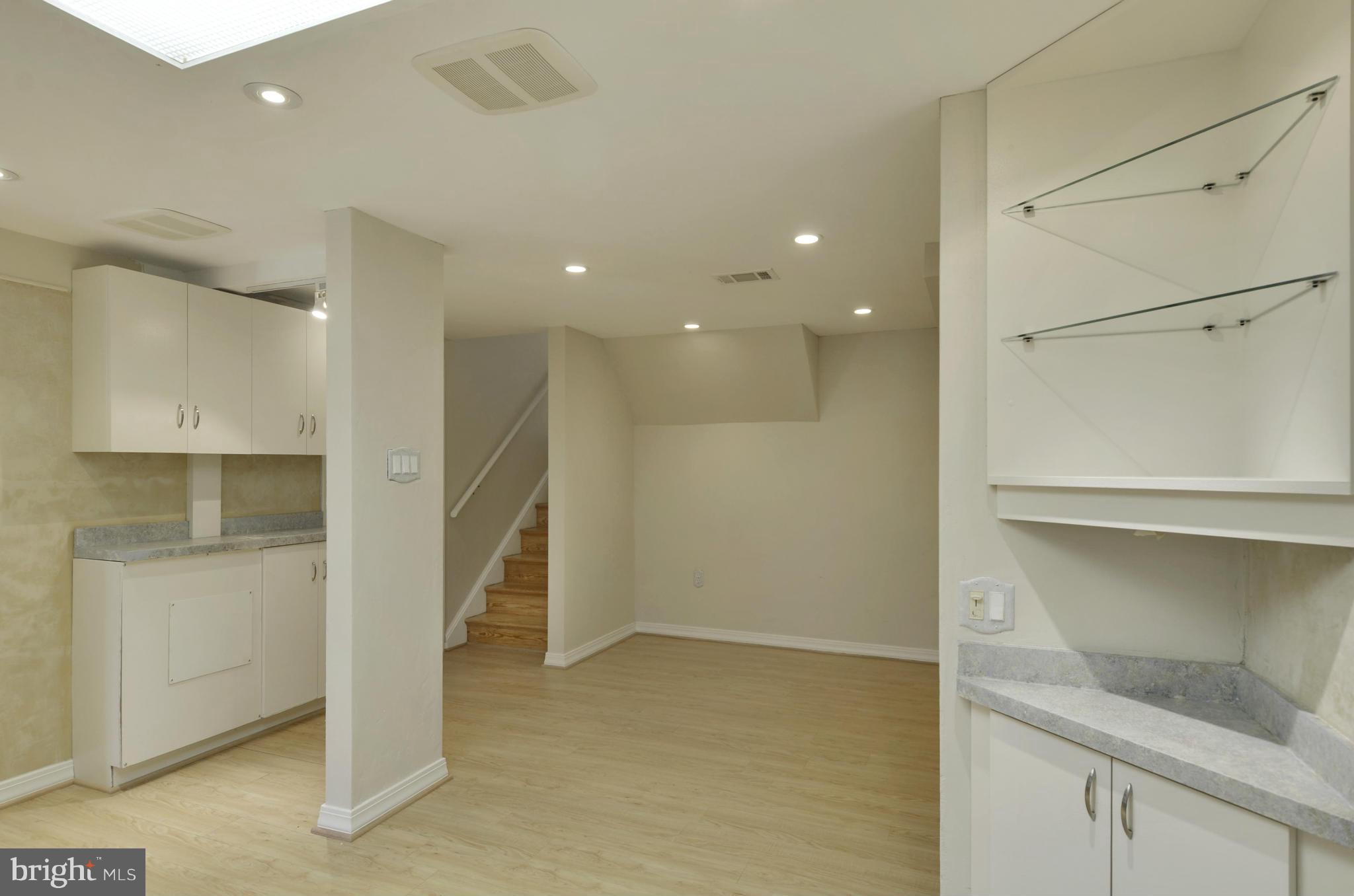 5404 Manorfield Road Rockville, MD 20853 - Photo 24 of 30 LL Rec Rm/Au Pair/In Law/Office Suite w/ built ins