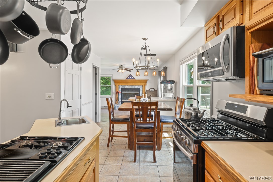 9946 Ridge Road Hartland, NY 14105 - Photo 6 of 48