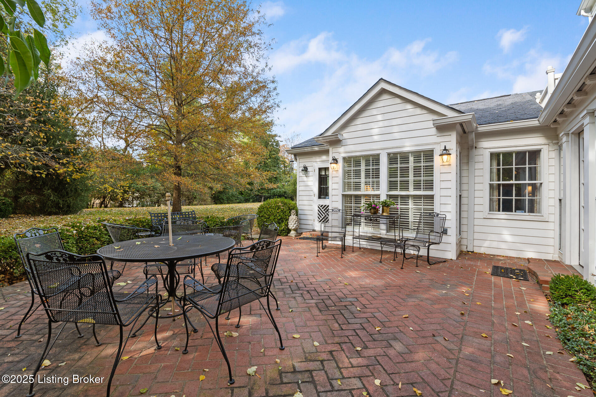 145 Westwind Road Louisville, KY 40207 - Photo 73 of 77 145 Westwind Rd-78