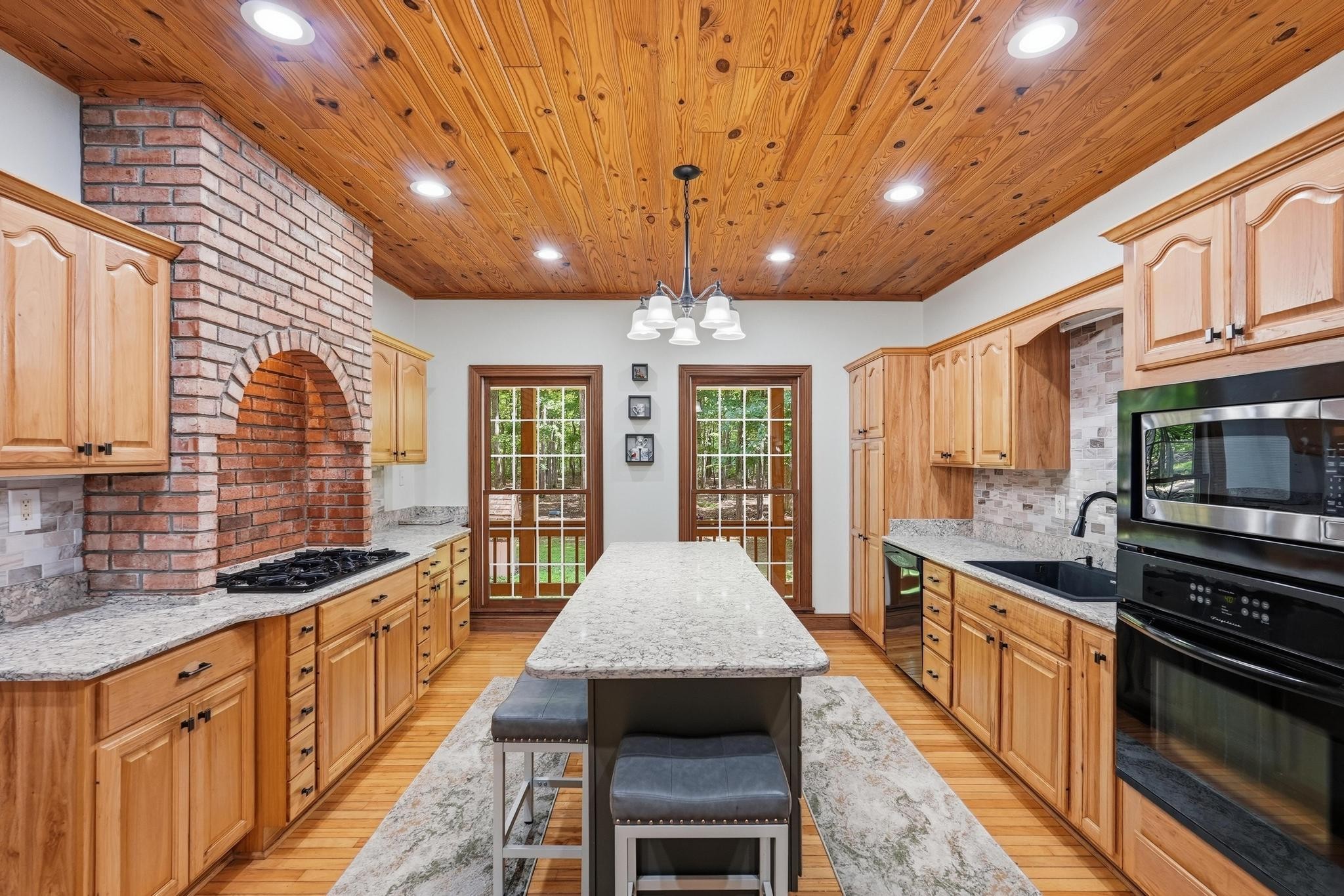 452 Cumberland Cove Road Monterey, TN 38574 - Photo 3 of 31 Gallery Image 3