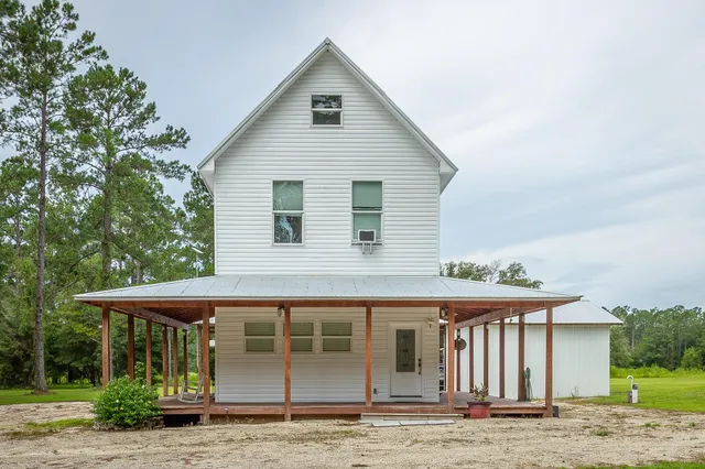 $285,000 | 8256 Smith Creek Road, Sopchoppy, FL 32358