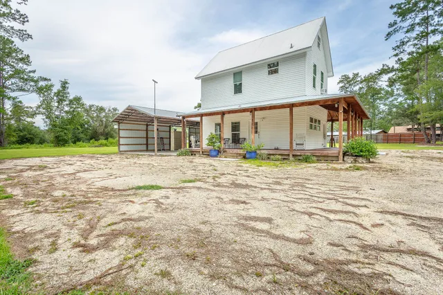 $285,000 | 8256 Smith Creek Road, Sopchoppy, FL 32358