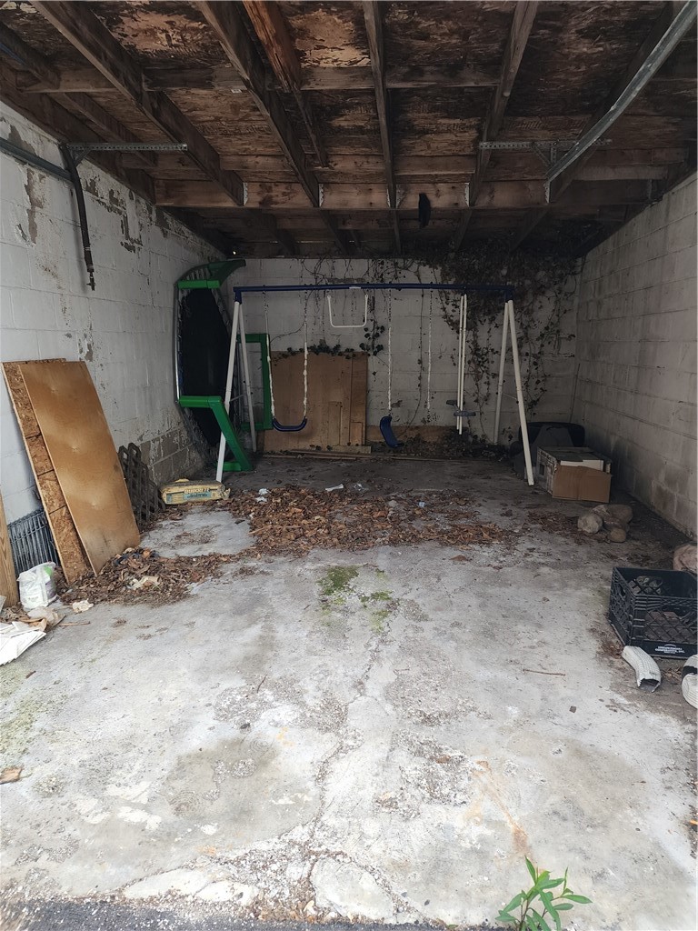 35 Harvest Street, Unit 1 Rochester, NY 14605 - Photo 16 of 19 Garage