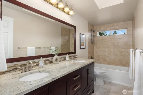 $1,299,000 | 4222 205th Place Northeast, Sammamish, WA 98074