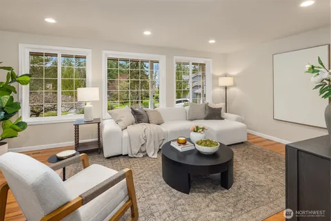 $1,299,000 | 4222 205th Place Northeast, Sammamish, WA 98074