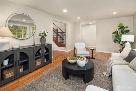 $1,299,000 | 4222 205th Place Northeast, Sammamish, WA 98074