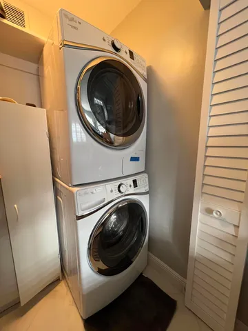 a view of yard with seating space