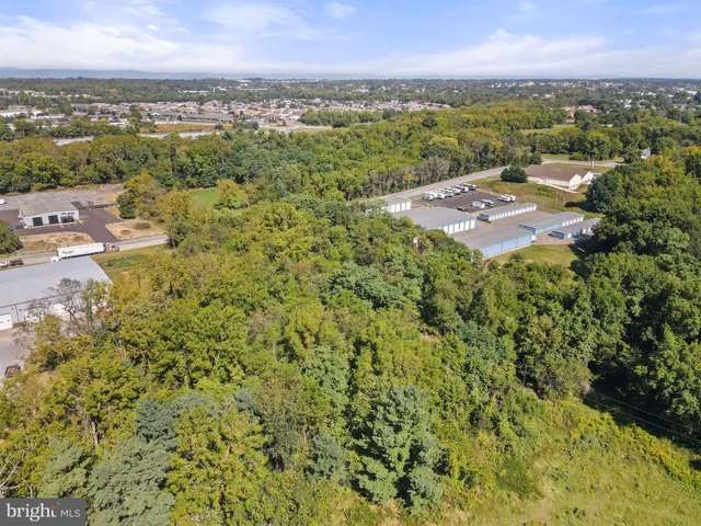 $565,000 | 1432 Oak Ridge Place, Hagerstown, MD 21740