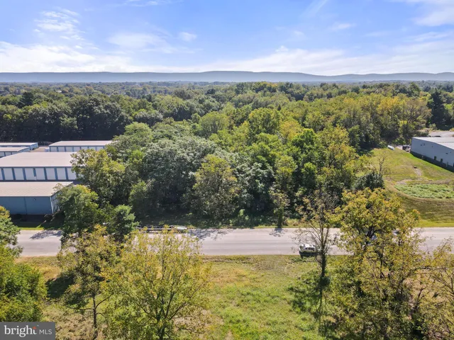 $565,000 | 1432 Oak Ridge Place, Hagerstown, MD 21740