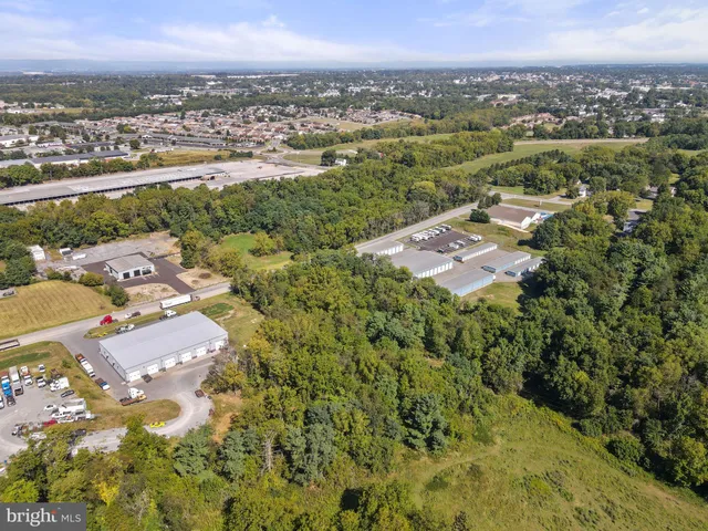 $565,000 | 1432 Oak Ridge Place, Hagerstown, MD 21740