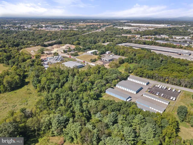 $565,000 | 1432 Oak Ridge Place, Hagerstown, MD 21740