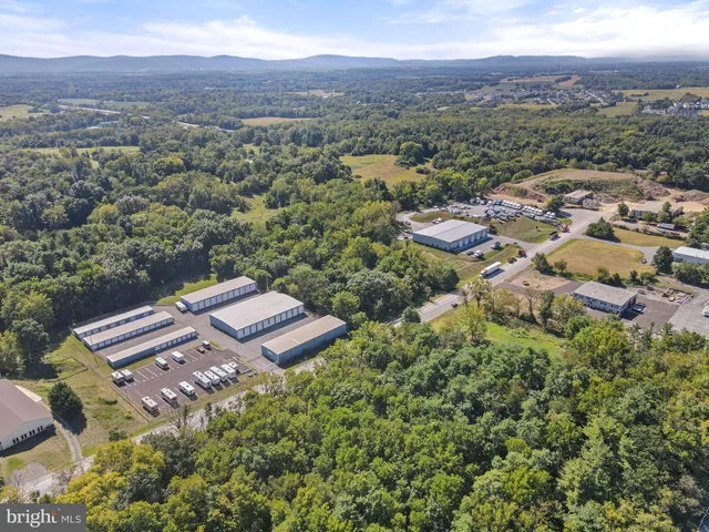 $565,000 | 1432 Oak Ridge Place, Hagerstown, MD 21740