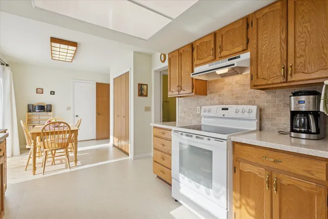 $309,500 | 18268 Burton Court, South Bend, IN 46637