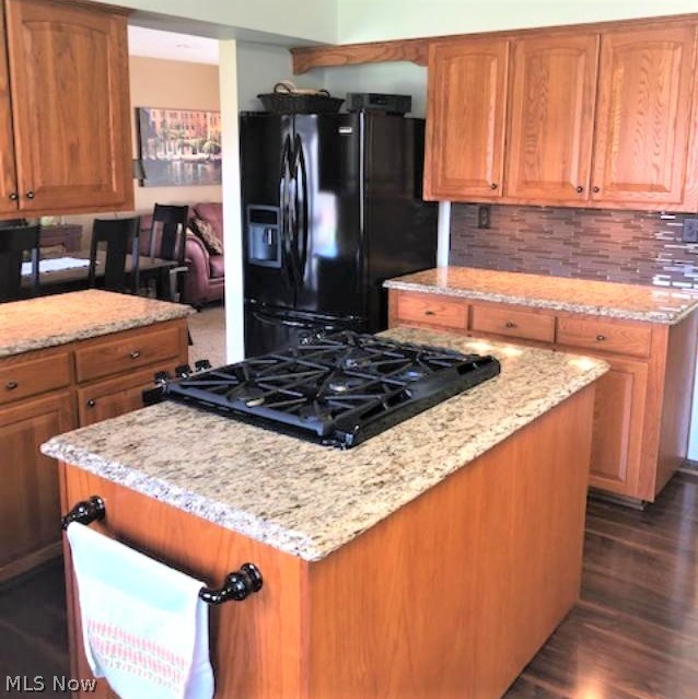 16971 Sagamore Road Bedford, OH 44146 - Photo 7 of 35