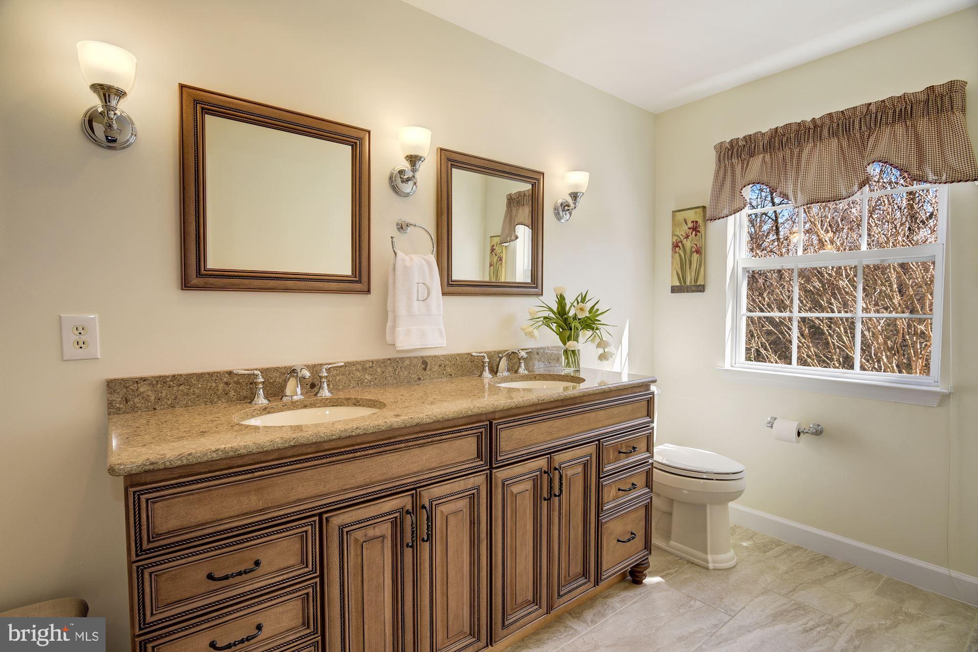 3231 Escapade Circle Riva, MD 21140 - Photo 20 of 33 Master Bath