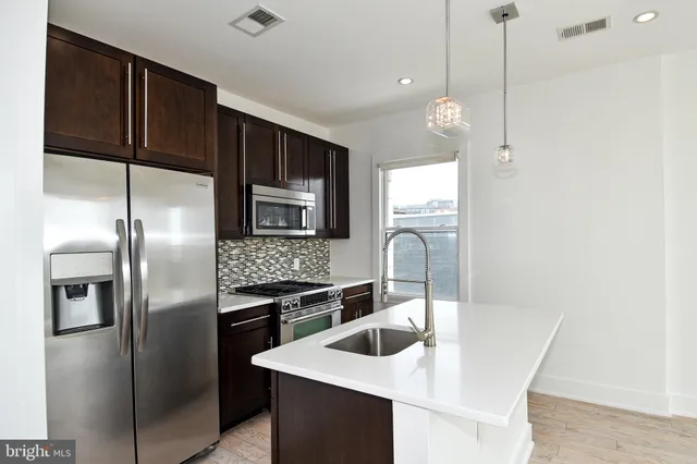 $3,900 | 2101 11th Street Northwest, Unit 504, Washington, DC 20001