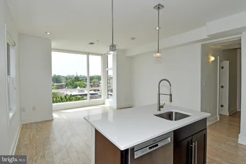 $3,700 | 2101 11th Street Northwest, Unit 504, Washington, DC 20001