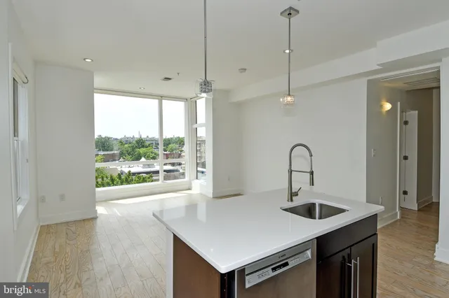 $3,900 | 2101 11th Street Northwest, Unit 504, Washington, DC 20001