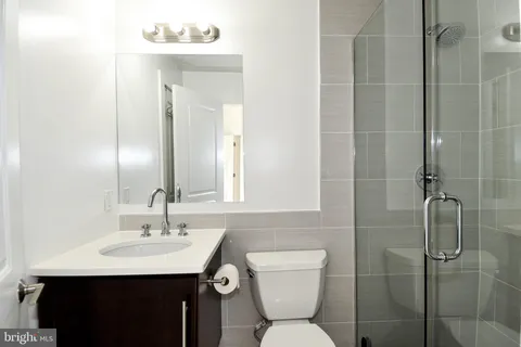 $3,700 | 2101 11th Street Northwest, Unit 504, Washington, DC 20001