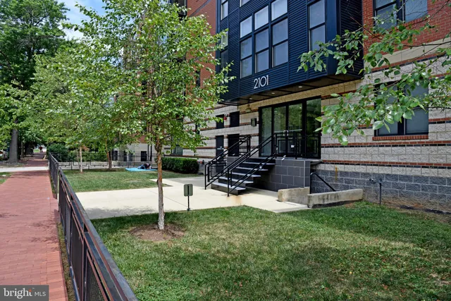 $3,900 | 2101 11th Street Northwest, Unit 504, Washington, DC 20001