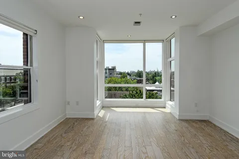 $3,700 | 2101 11th Street Northwest, Unit 504, Washington, DC 20001