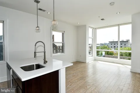 $3,700 | 2101 11th Street Northwest, Unit 504, Washington, DC 20001
