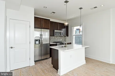 $3,700 | 2101 11th Street Northwest, Unit 504, Washington, DC 20001