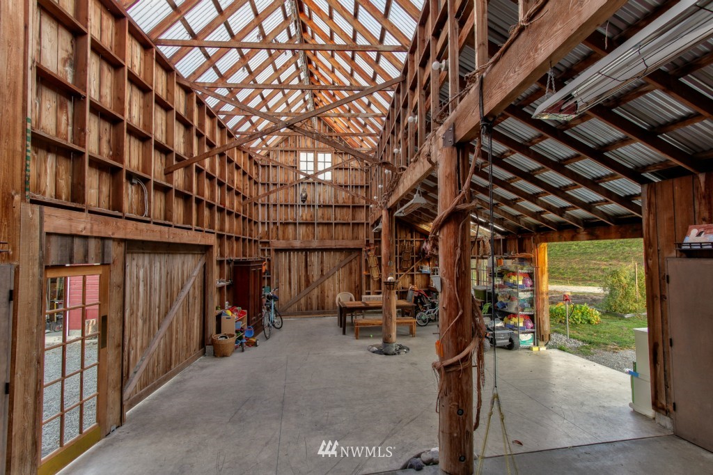 19041 Beaver Marsh Road Mount Vernon, WA 98273 - Photo 13 of 15 Gallery Image 13