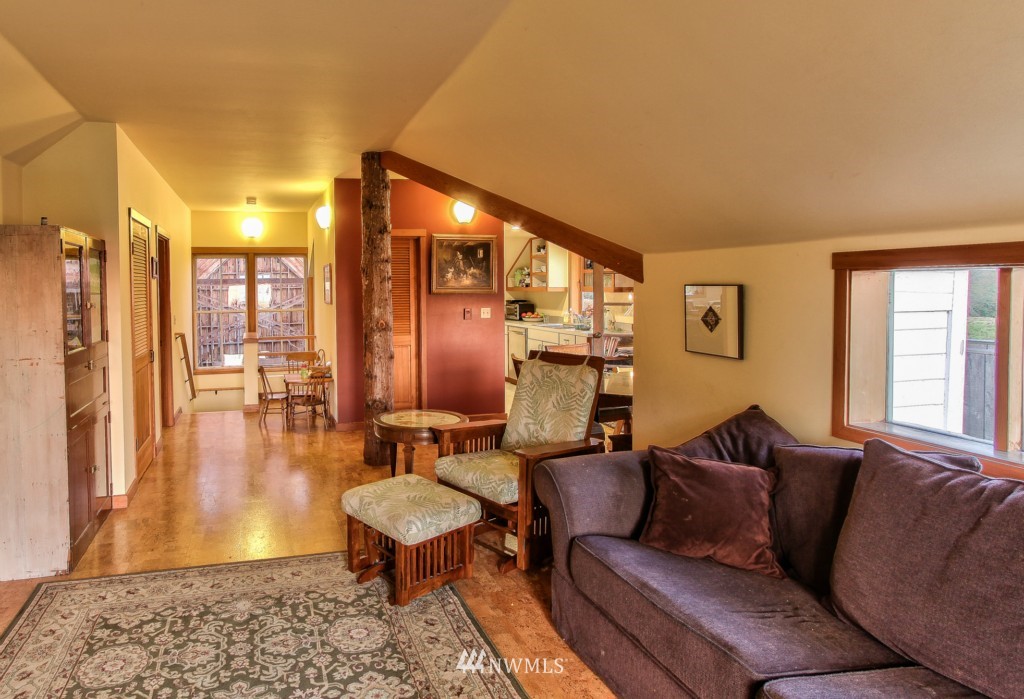 19041 Beaver Marsh Road Mount Vernon, WA 98273 - Photo 6 of 15 Gallery Image 6