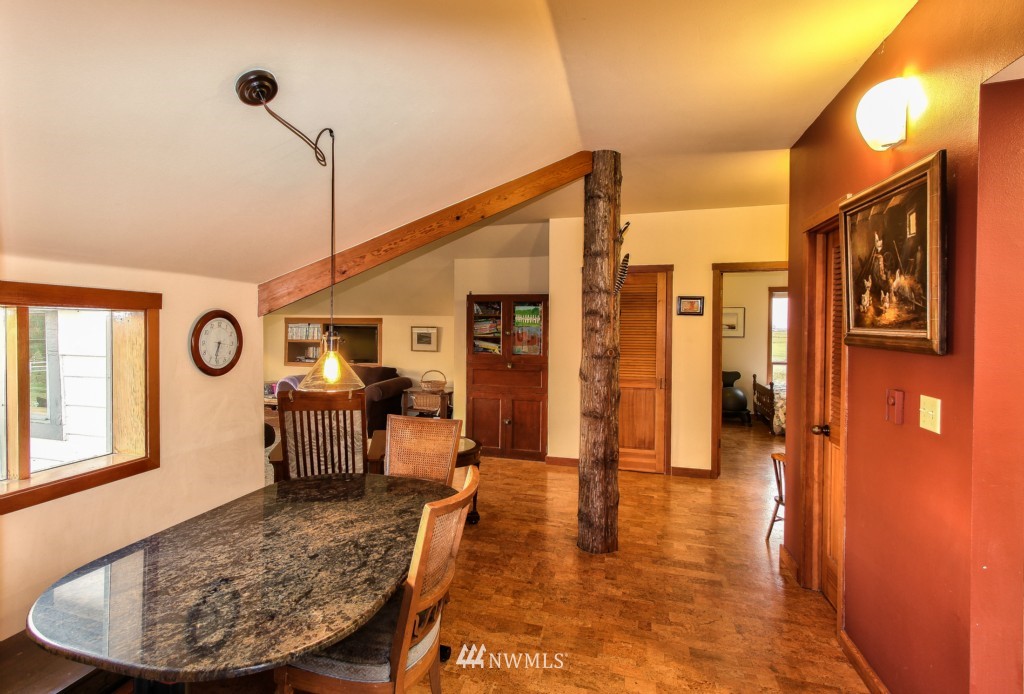 19041 Beaver Marsh Road Mount Vernon, WA 98273 - Photo 8 of 15 Gallery Image 8