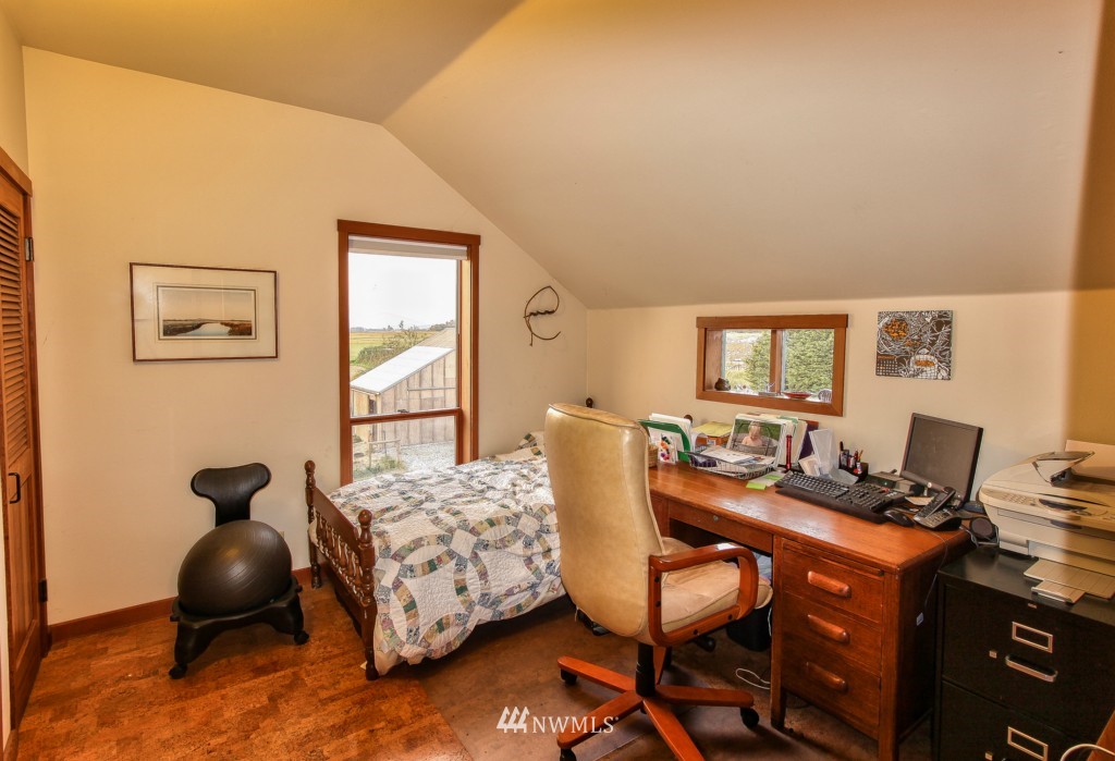 19041 Beaver Marsh Road Mount Vernon, WA 98273 - Photo 9 of 15 Gallery Image 9