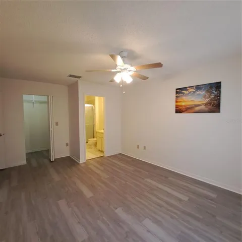 $1,325 | 4739 Myrtle Oak Drive, Unit 21, New Port Richey, FL 34653