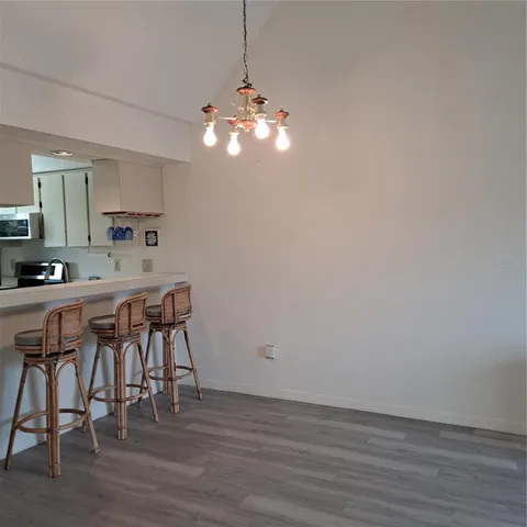 $1,325 | 4739 Myrtle Oak Drive, Unit 21, New Port Richey, FL 34653