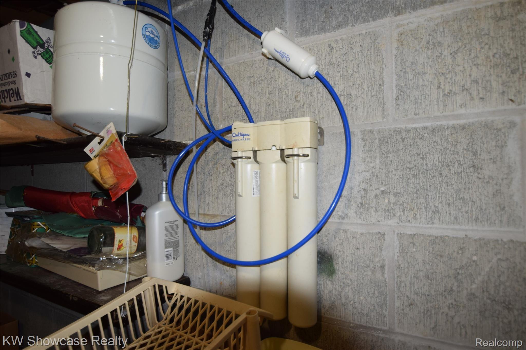 10320 Judd Road Fowlerville, MI 48836 - Photo 23 of 30 Water Filtration system