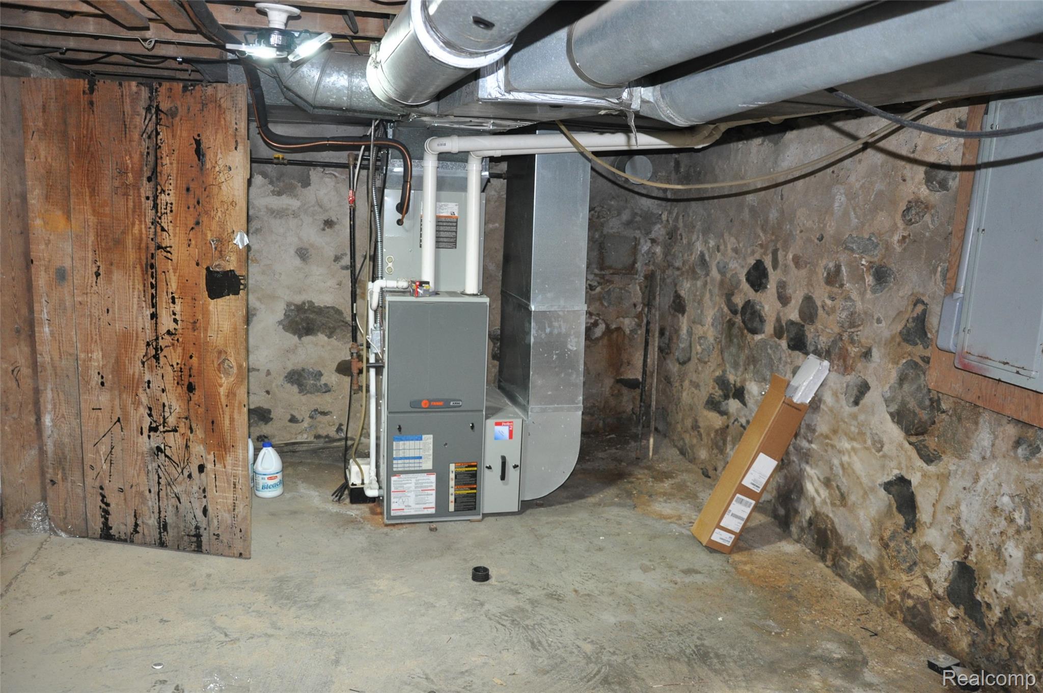 3954 Mayville Road Silverwood, MI 48760 - Photo 30 of 30 DSC_0034.JPG
