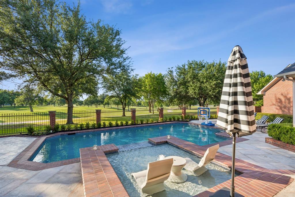 4127 Manorview Lane Dallas, TX 75228 - Photo 6 of 40