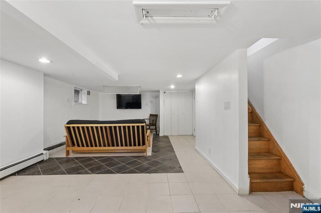 796 Old New Bridge Road Teaneck, NJ 07666 - Photo 23 of 38