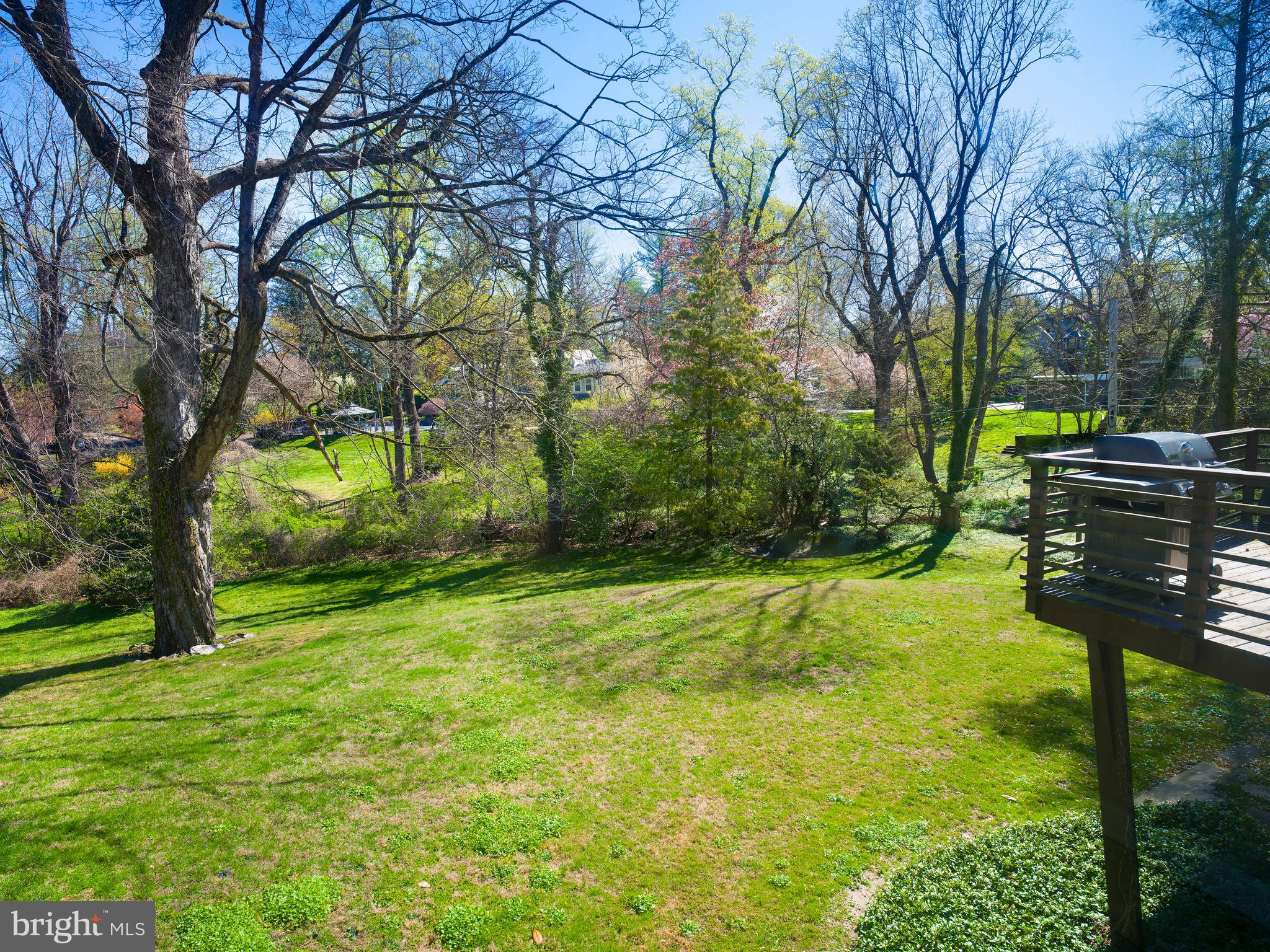 1321 Pepper Road Rydal, PA 19046 - Photo 48 of 49 a backyard of a house with table and chairs