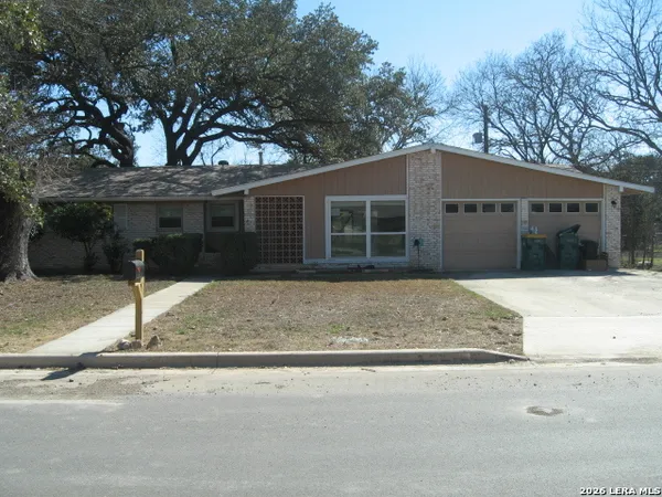 $179,000 | 222 East Langley Boulevard, Universal City, TX 78148