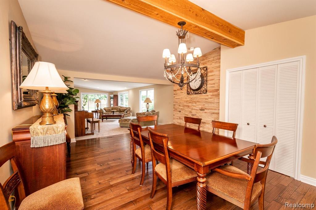 380 Donegal Drive Rochester Hills, MI 48309 - Photo 11 of 34
