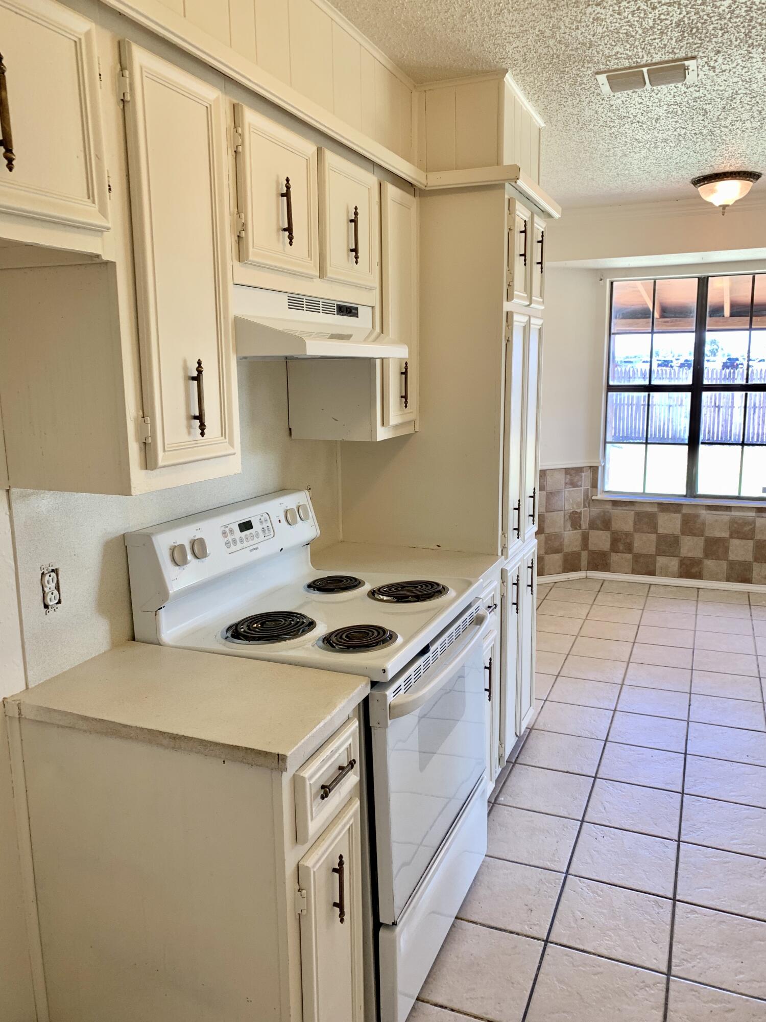 5907 16th Street Lubbock, TX 79416 - Photo 19 of 25 Photo Jul 30, 1 30 11 PM
