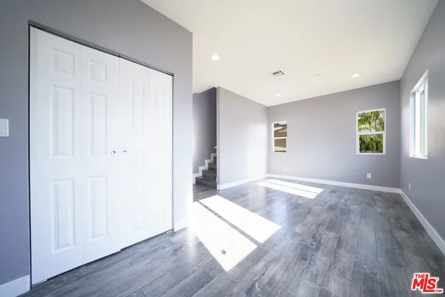 $3,490 | 629 West 83rd Street, Los Angeles, CA 90044