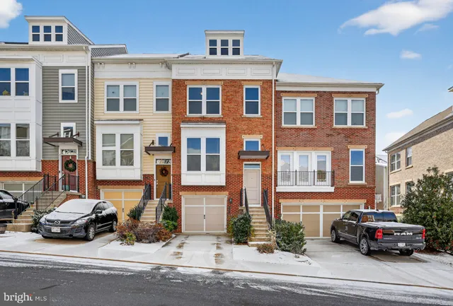 $2,999 | 42671 Redeemer Terrace, Brambleton, VA 20148