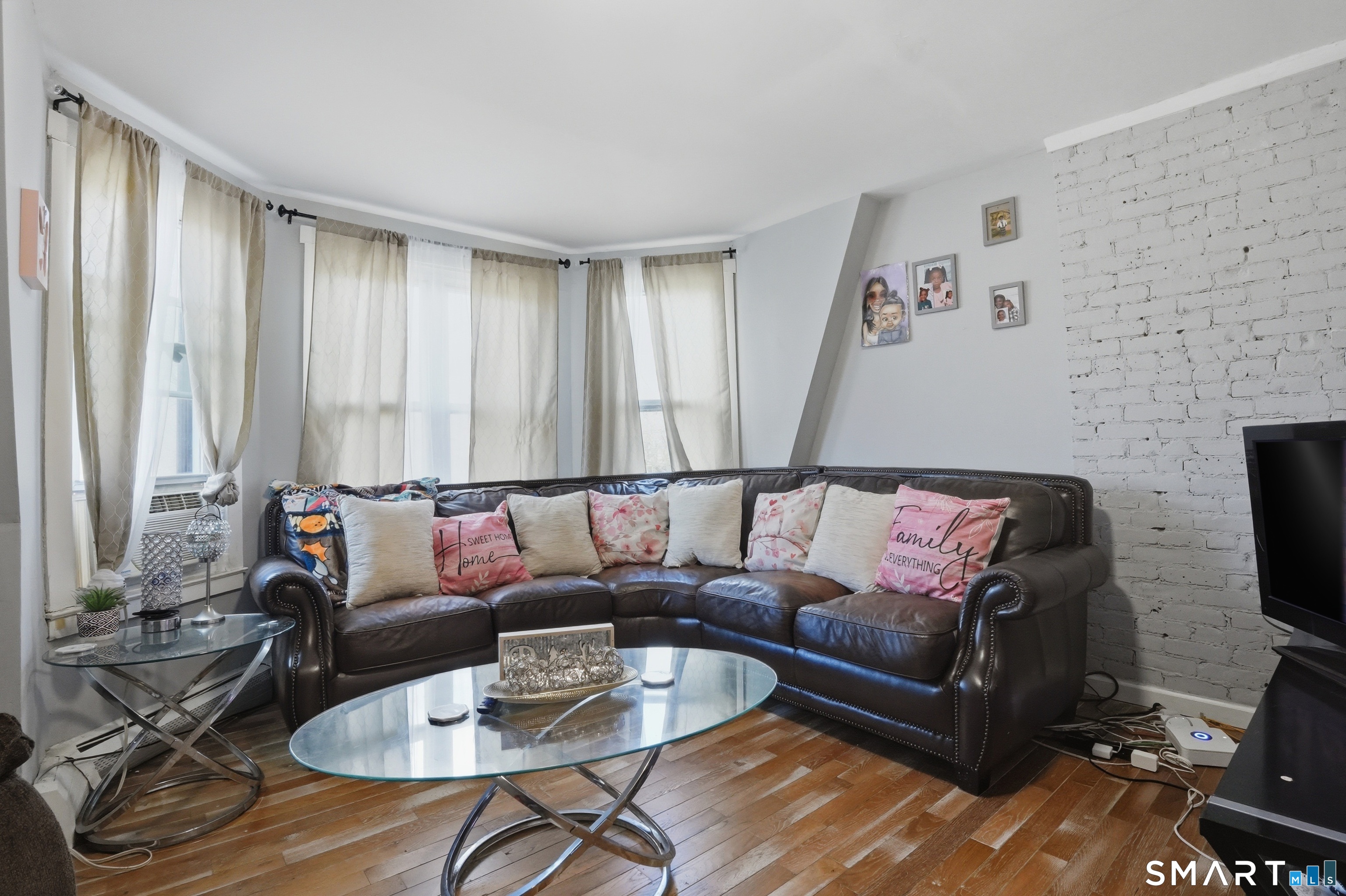 584 Kossuth Street Bridgeport, CT 06608 - Photo 17 of 34 Unit 3