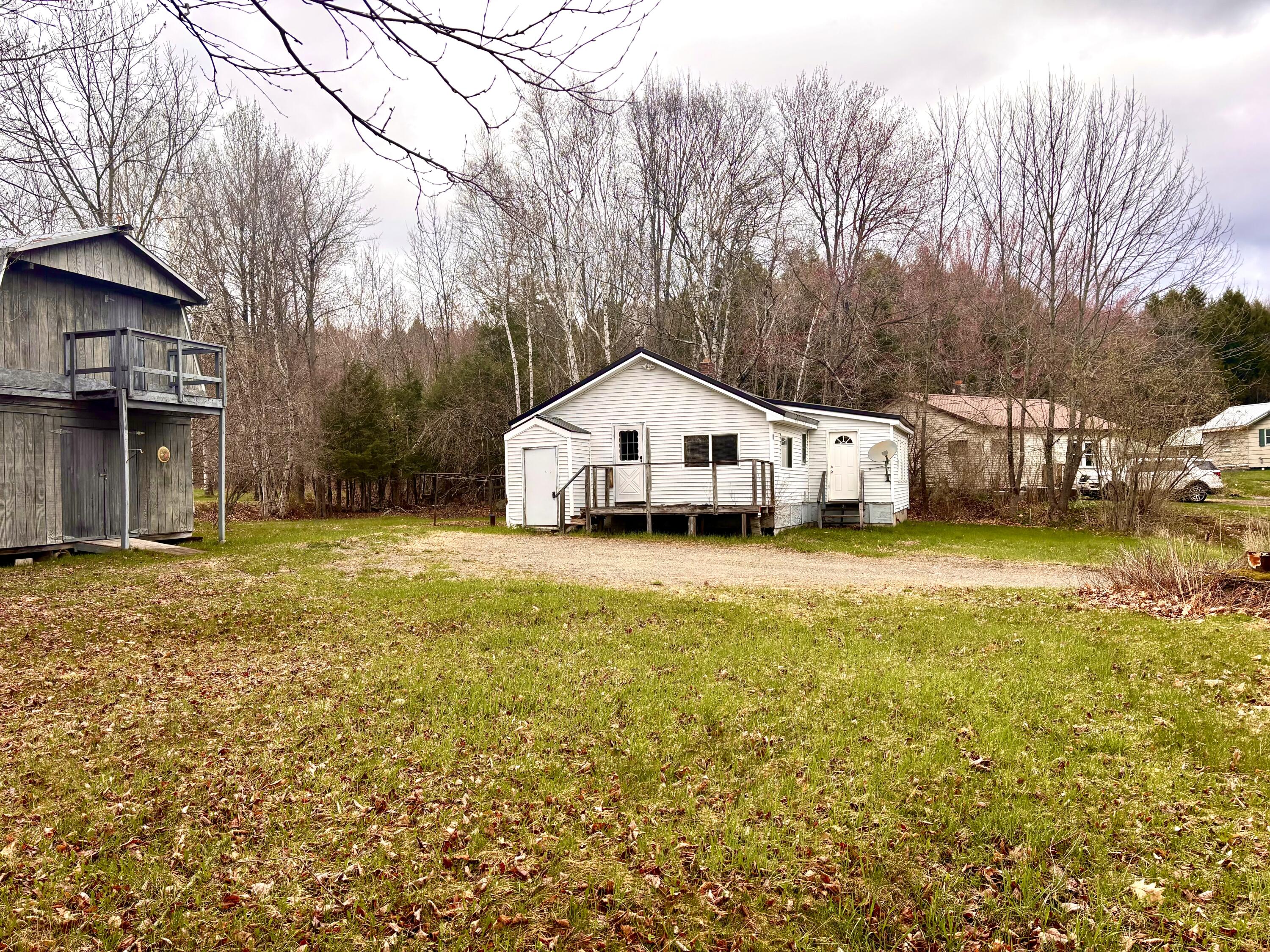 6 Horseshoe Road Medway, ME 04460 - Photo 4 of 41