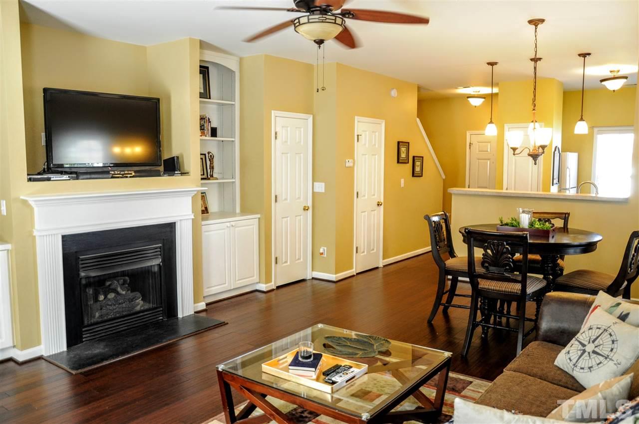 2404 Pumpkin Ridge Way Raleigh, NC 27604 - Photo 4 of 16 Gallery Image 4